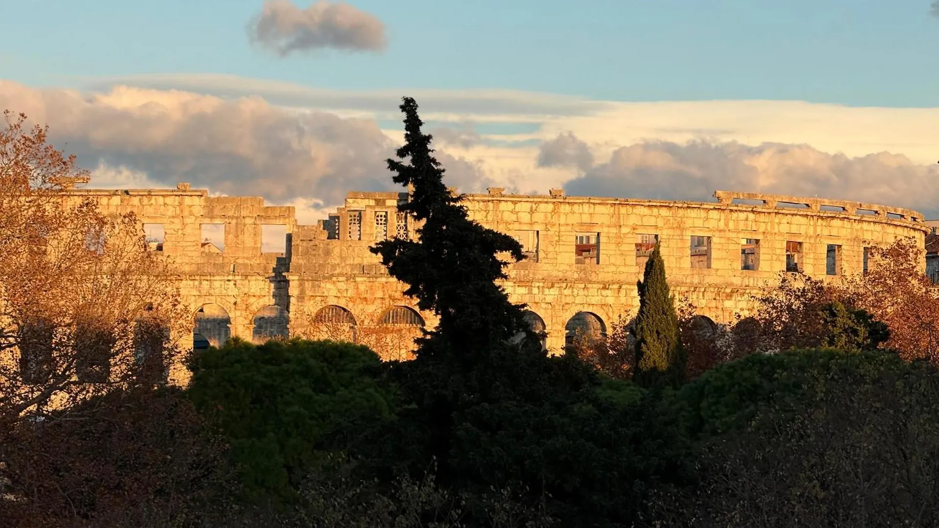 Studio Apartment Harbour Pula