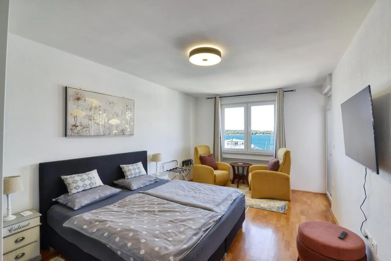 Studio Apartment Harbour Pula 0*,  Croatia