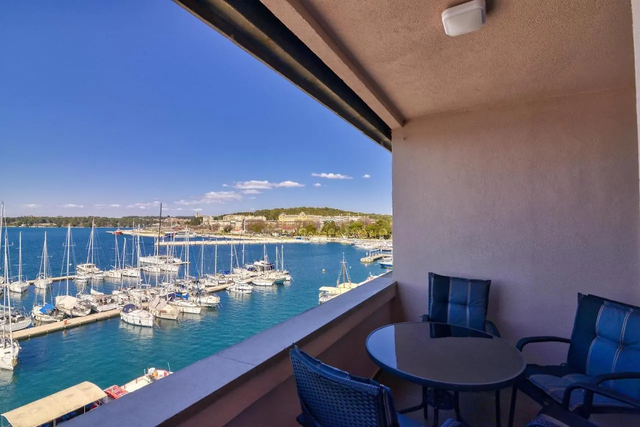 Studio Apartment Harbour Pula location